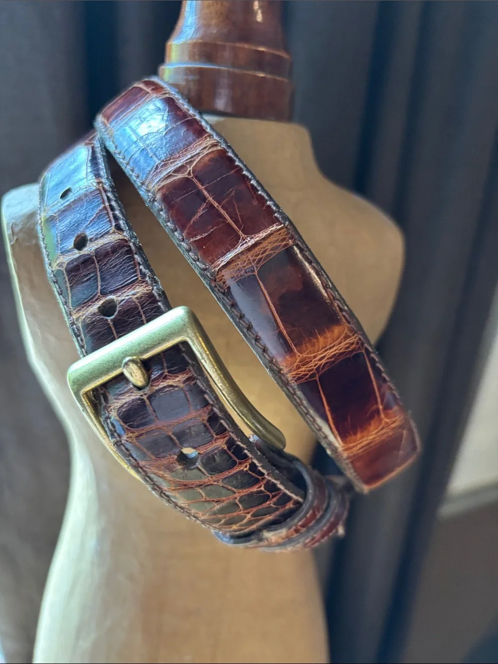 CROOKHORN DAVIS American, alligator belt